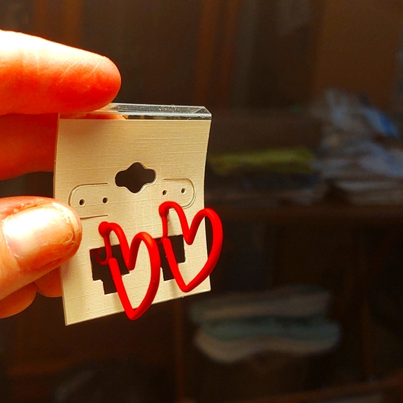 Jewelry - Clip Earrings - Red Hearts - Very Cute